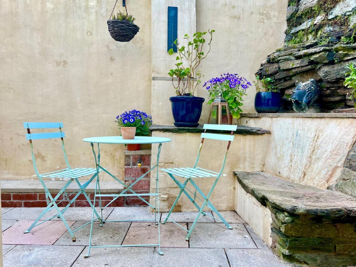 كينغسبريدج Pass The Keys 64 Church Street Characterful 2-Bed Cottage In The Heart Of Town المظهر الخارجي الصورة