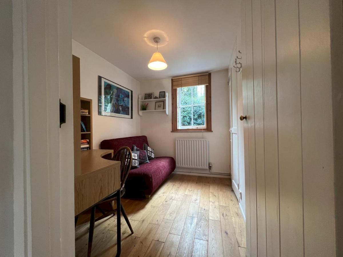 كينغسبريدج Pass The Keys 64 Church Street Characterful 2-Bed Cottage In The Heart Of Town المظهر الخارجي الصورة